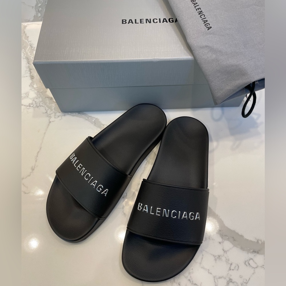 Balenciaga Women's Logo Pool Slides 8 B/38 EU